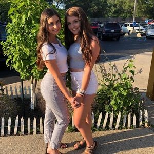 Meet your Posher, Ella